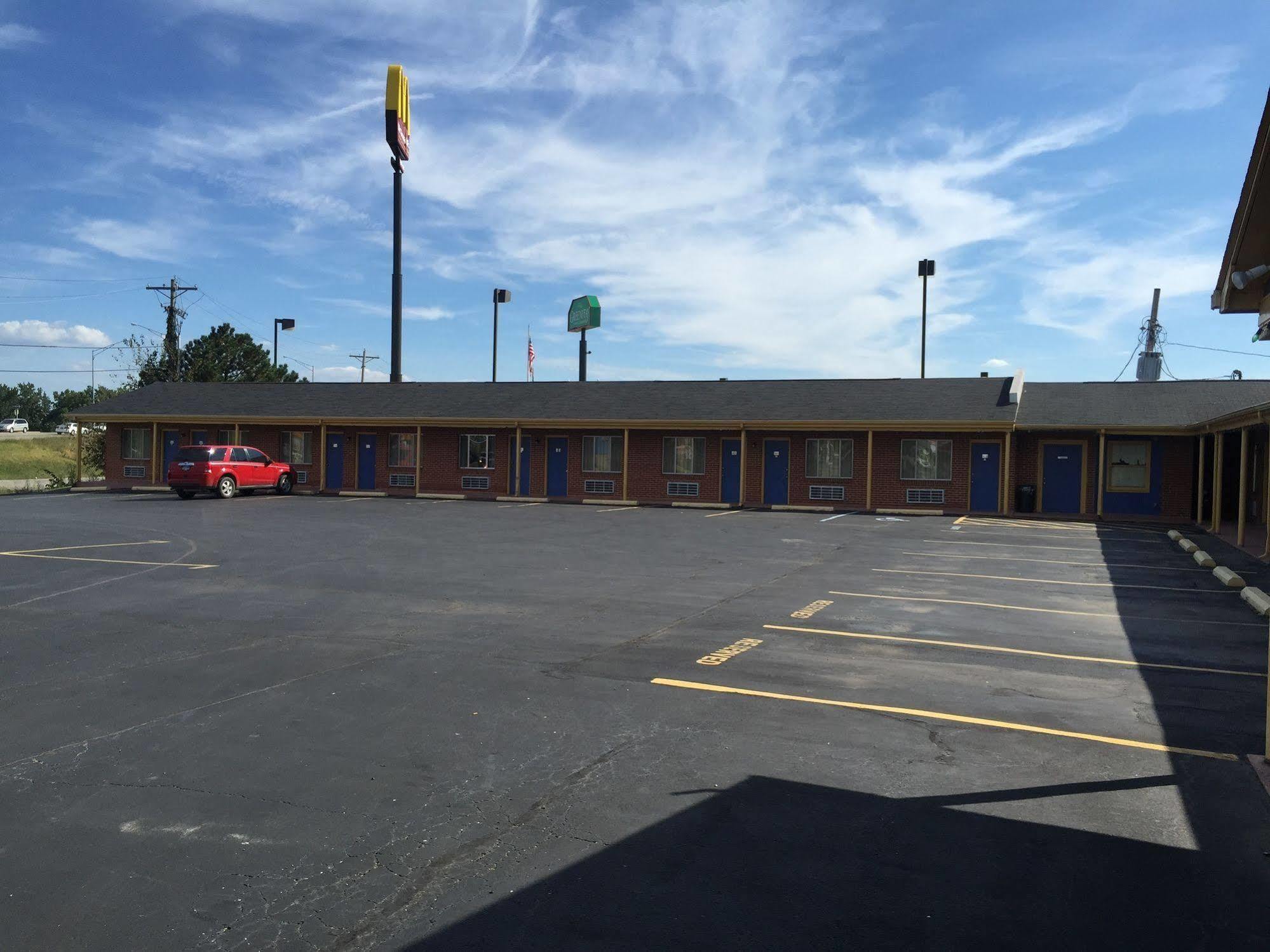Economy Inn St. James Exterior photo